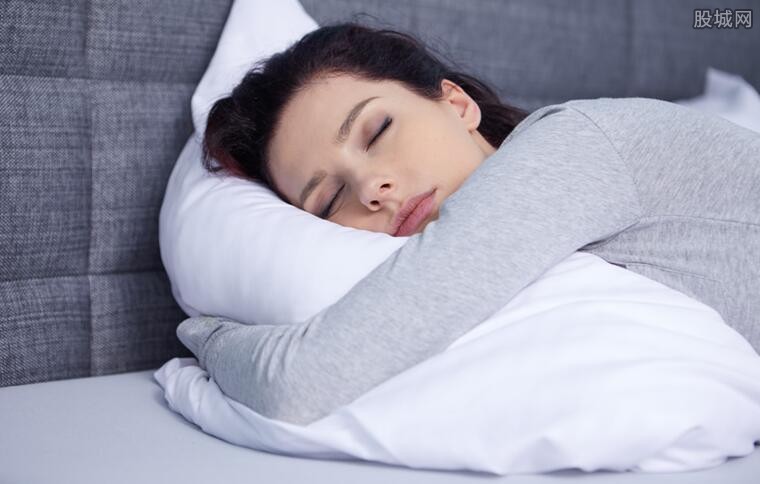 紧急提醒！睡觉时4种迹象可能是脑梗信号