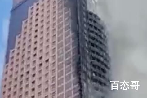 现场:长沙电信大楼起火 火光冲天 现场有无人员伤亡