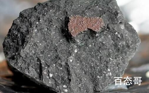 坠落英国的陨石中发现地外水 陨石上会不会还有生物呢